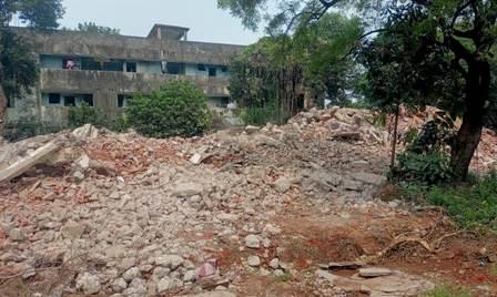 भिलाई टाउनशिप में जर्जर भवनों पर बीएसपी का एक्शन, जनसुरक्षा के लिए चलाया जा रहा ध्वस्तीकरण अभियान...