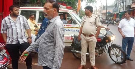 भिलाई में अवैध पार्किंग के खिलाफ निगम और यातायात पुलिस की संयुक्त कार्रवाई...