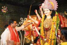 नवरात्रि पर विधायक देवेंद्र यादव ने किए मां दुर्गा के दर्शन, क्षेत्रवासियों की खुशहाली की कामना...