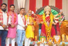 महाष्टमी पर मां दुर्गा की आराधना में लीन हुए विधायक ललित चंद्राकर, रिसाली-मरोदा और भिलाई के दुर्गा पंडालों में पहुंचकर लिया आशीर्वाद...
