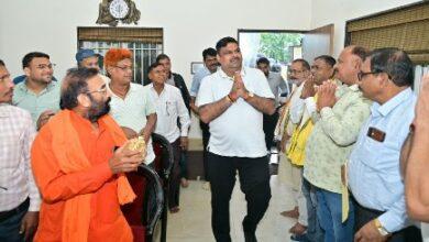 दुर्ग शहर में बिजली व्यवस्था के विस्तार को मिली मंजूरी, 200 से अधिक नए पोल और 10 ट्रांसफार्मर लगेंगे... 38 दुर्ग शहर में बिजली व्यवस्था के विस्तार को मिली मंजूरी, 200 से अधिक नए पोल और 10 ट्रांसफार्मर लगेंगे...