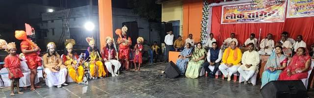 नगपुरा में रामलीला महोत्सव में शामिल हुए विधायक ललित चंद्राकर, बाजार चौक पर डोम शेड निर्माण की घोषणा...