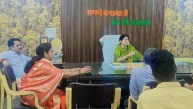दुर्ग के डिवाइडरों से हटेंगे अवैध कटआउट, निगम ने तय किया ₹5 हजार जुर्माना और FIR का प्रावधान...